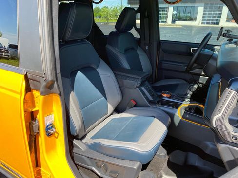 Used 2021 Ford Bronco First Edition AWD/4WD image 18