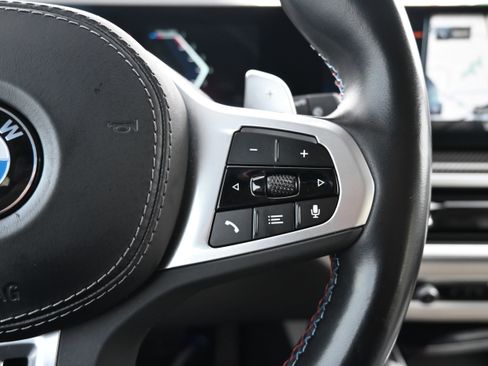 Used 2023 BMW X7 M60i w/ Executive Package image 21