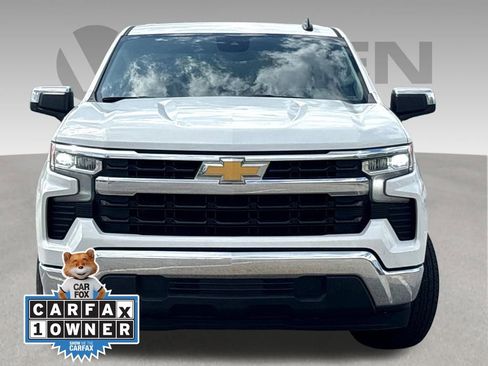 Used 2025 Chevrolet Silverado 1500 LT RWD image 2