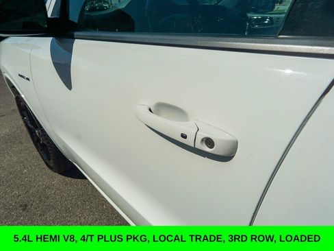 Used 2023 Dodge Durango R/T RWD image 9