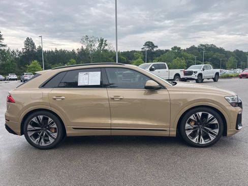 Used 2024 Audi Q8 Prestige AWD/4WD image 4