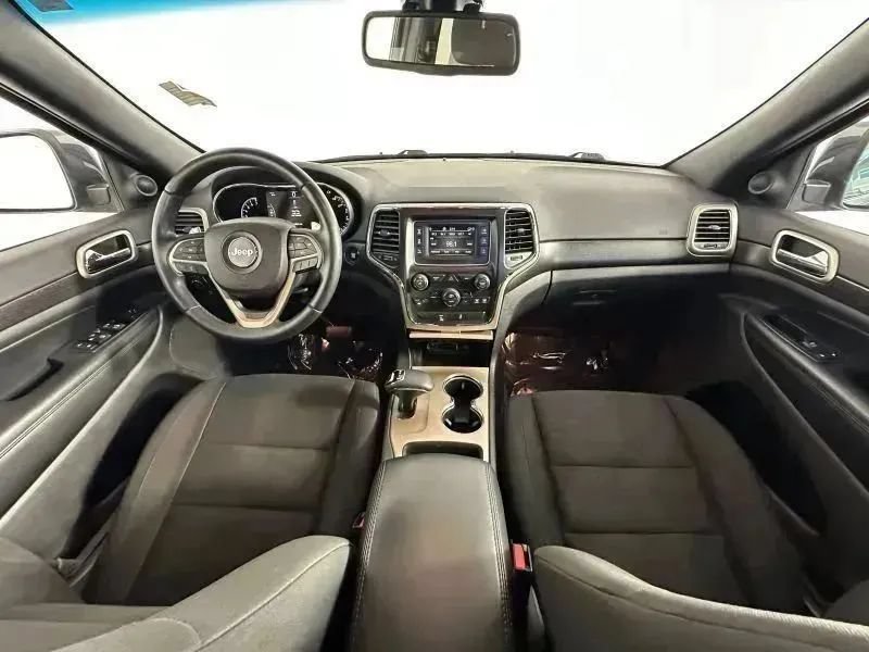 Used 2015 Jeep Grand Cherokee Laredo w/ Quick Order Package 23E AWD/4WD image 28