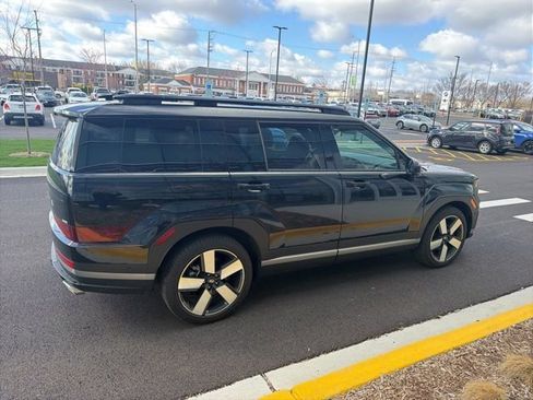 Used 2024 Hyundai Santa Fe Limited image 12