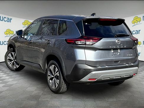 Used 2022 Nissan Rogue SV image 4