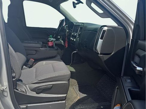 Used 2018 Chevrolet Silverado 1500 LT w/ All Star Edition AWD/4WD image 8