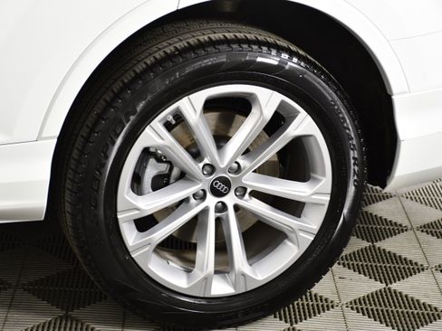 Used 2025 Audi Q7 3.0T Premium Plus AWD/4WD image 51
