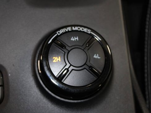 Used 2024 Ford Ranger Lariat w/ FX4 Off-Road Package image 46