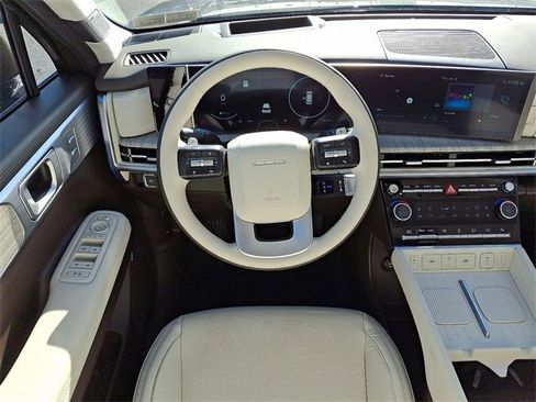 Used 2024 Hyundai Santa Fe Calligraphy image 11