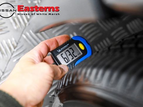 Used 2024 Nissan Kicks S image 61