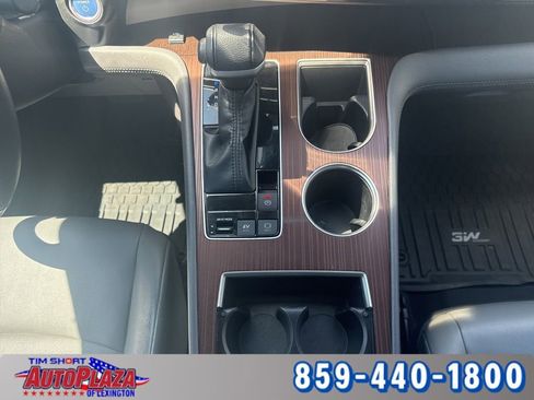 Used 2022 Toyota Sienna XLE FWD image 23