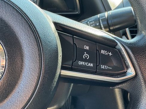 Used 2017 MAZDA MAZDA3 Sport FWD image 23