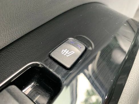 Certified 2024 Hyundai Tucson Limited AWD/4WD image 20