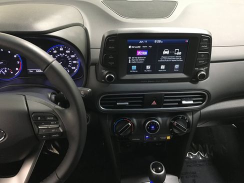 Used 2021 Hyundai Kona Night FWD image 7