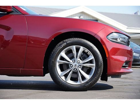 Used 2020 Dodge Charger SXT image 11