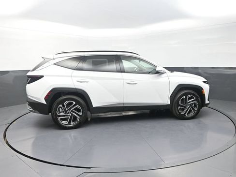 New 2026 Hyundai Tucson Limited AWD/4WD image 9