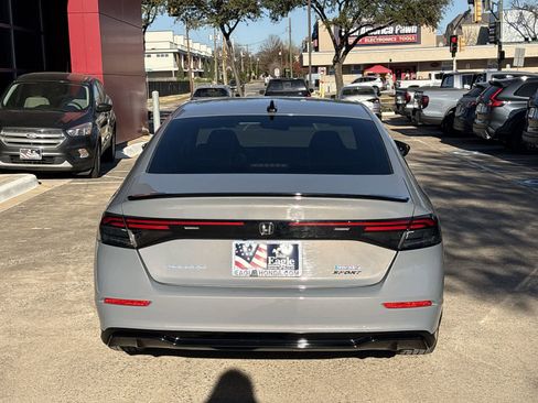 Used 2024 Honda Accord Sport image 5