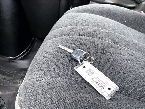 Used 2024 GMC Savana 2500 w/ Driver Convenience Package image 28