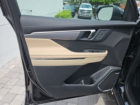 New 2026 Buick Enclave Preferred w/ Power Package image 21