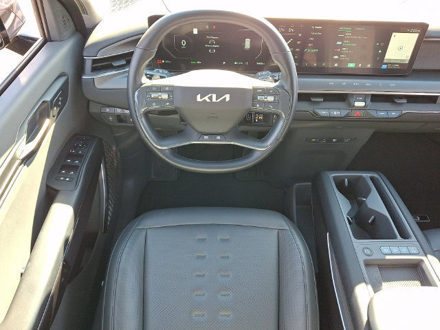 Used 2024 Kia EV9 Wind AWD/4WD image 3