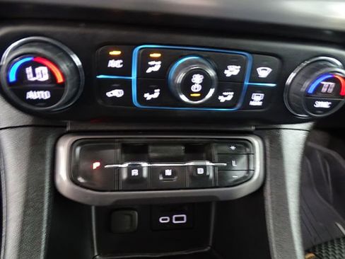 Certified 2023 GMC Acadia AT4 w/ LPO, Floor Liner Package AWD/4WD image 13