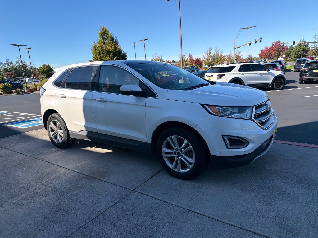 Used 2015 Ford Edge Titanium w/ Equipment Group 302A AWD/4WD image 6