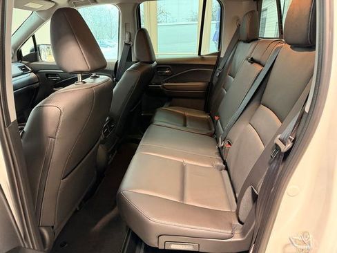 Used 2025 Honda Ridgeline RTL image 19