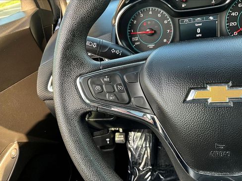 Used 2018 Chevrolet Cruze LT w/ LT Fleet Convenience Package image 11