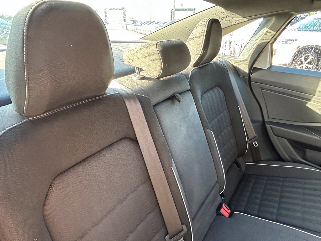 Certified 2024 Volkswagen Jetta Sport FWD image 40