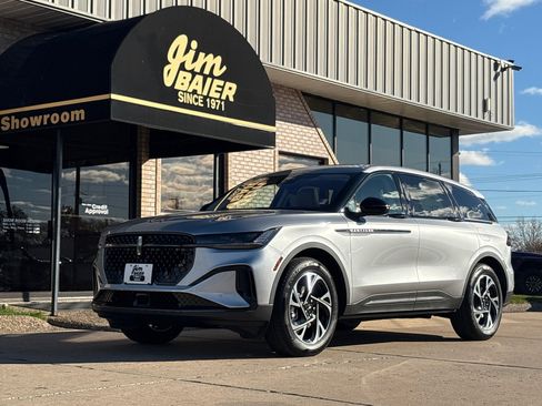 New 2026 Lincoln Nautilus Premier w/ Equipment Group 102A image 1