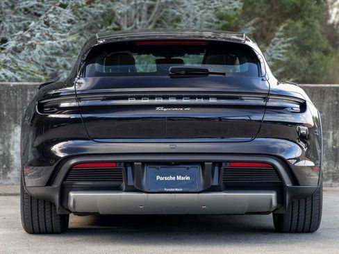 Certified 2022 Porsche Taycan 4 Cross Turismo image 64