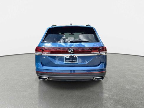 Used 2025 Volkswagen Atlas SE AWD/4WD image 7