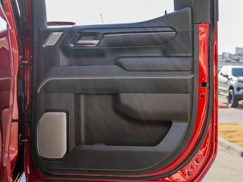 Used 2026 GMC Sierra 1500 AT4X image 39