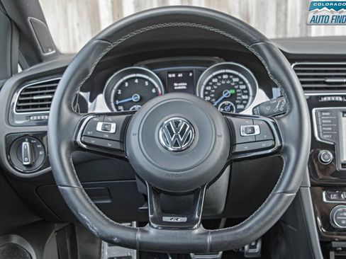 Used 2017 Volkswagen Golf R 4-Door AWD/4WD image 13