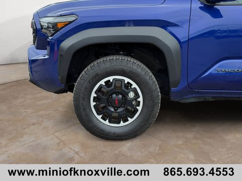Used 2024 Toyota Tacoma TRD Off-Road AWD/4WD image 9