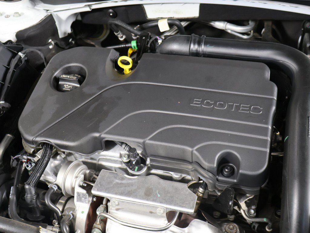 Used 2024 Chevrolet Malibu LS w/ Driver Confidence Package FWD image 14