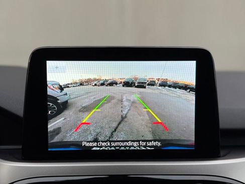 Used 2020 Ford Escape SE image 23