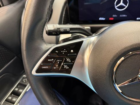 Used 2024 Mercedes-Benz GLB 250 image 22