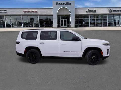 New 2026 Jeep Grand Wagoneer Limited image 2