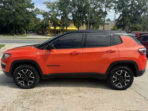 Used 2020 Jeep Compass Trailhawk AWD/4WD image 4