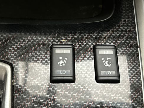 Used 2020 Nissan Pathfinder SL image 40