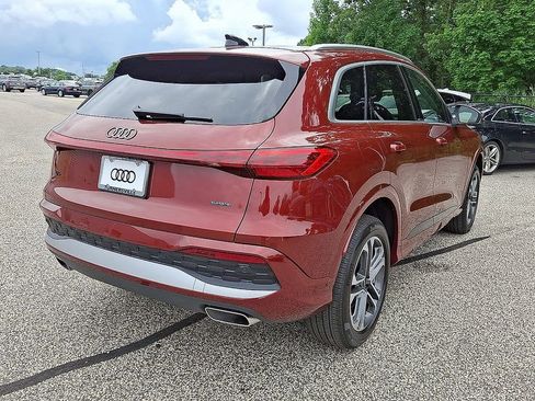 Used 2025 Audi Q5 Premium w/ 19" Wheel Package AWD/4WD image 4