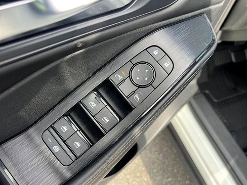 Certified 2023 Nissan Rogue SV w/ SV Premium B Package image 21