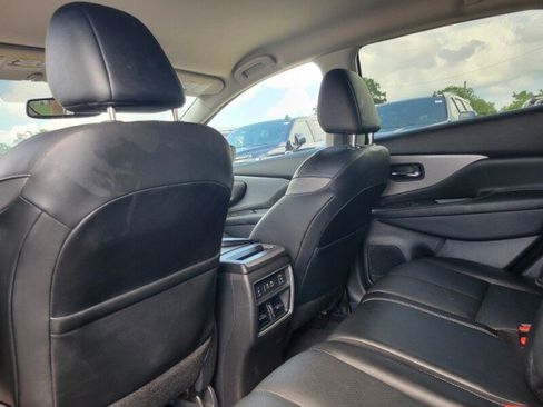 Used 2019 Nissan Murano SL FWD image 25