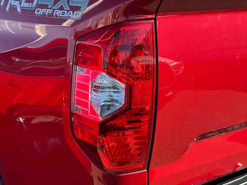 Used 2016 Toyota Tundra SR5 image 15