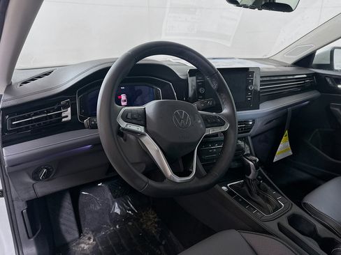 New 2026 Volkswagen Jetta SEL image 9