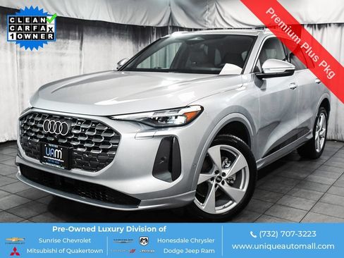 Used 2025 Audi Q5 Premium Plus w/ Premium Plus AWD/4WD image 1