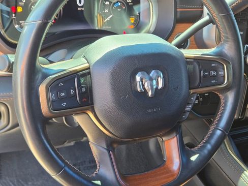 Used 2023 RAM 2500 Limited AWD/4WD image 17