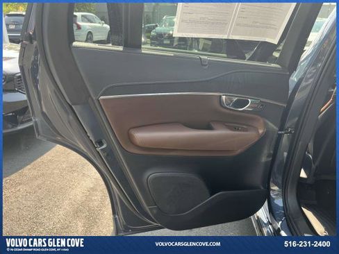 Used 2022 Volvo XC90 T6 Inscription w/ Advanced Package image 16