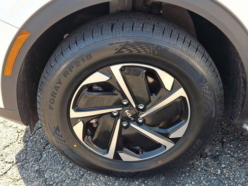 Used 2023 Kia Sportage LX image 28