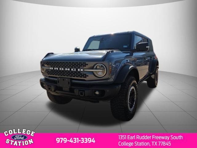 Used 2023 Ford Bronco Badlands w/ Sasquatch Package AWD/4WD image 2